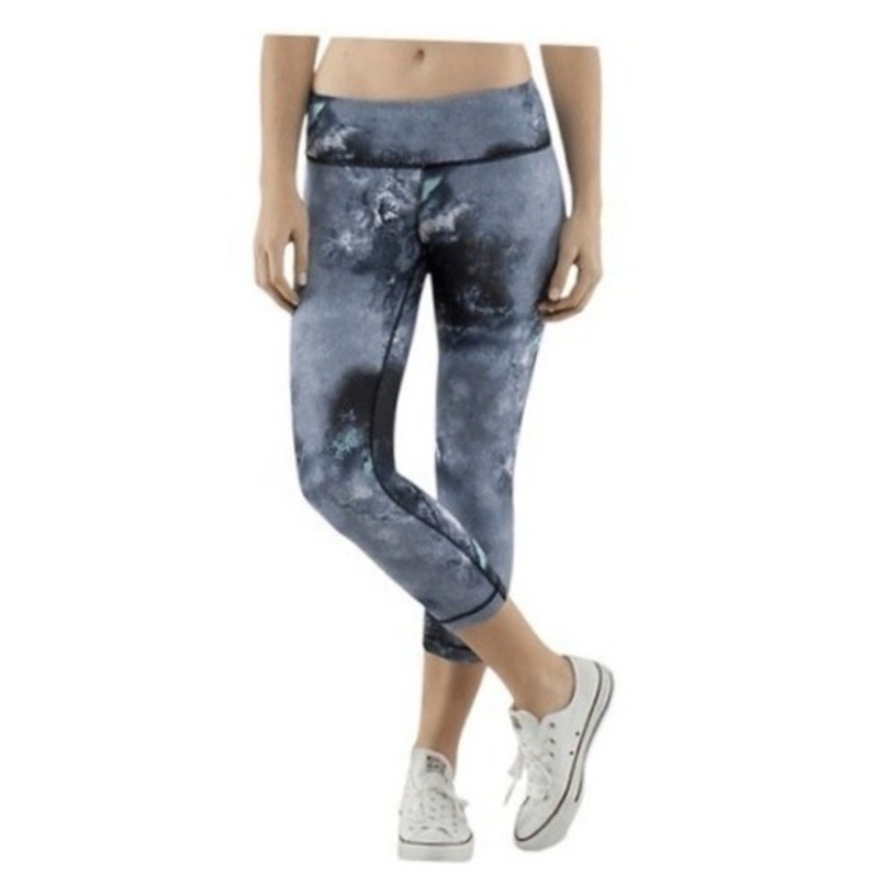 Lululemon Wunder Under Leggins Denim Milky Way Bali Breeze Cropped Pant Athletic